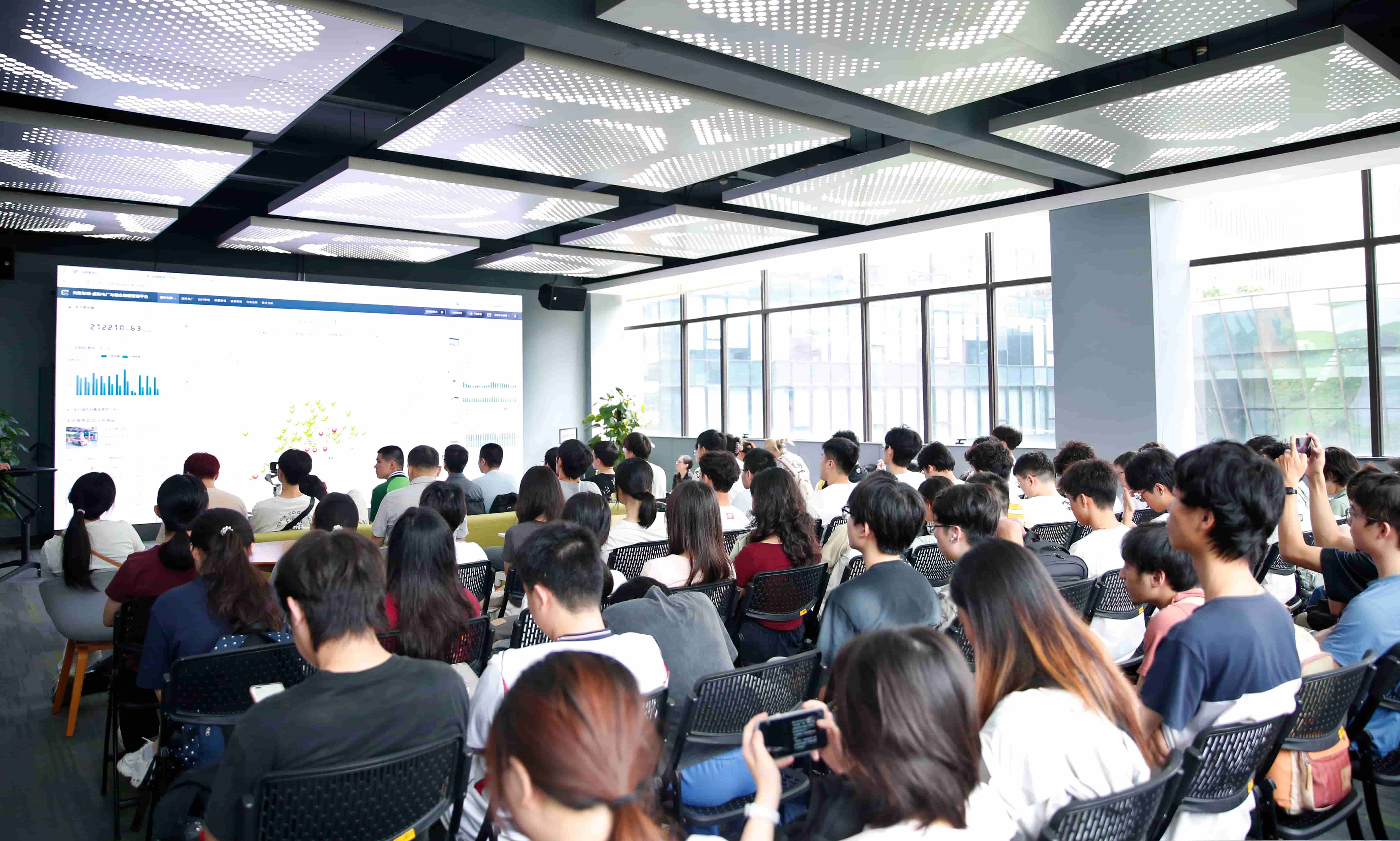 深化校企协同创新，赋能新型电力系统建设丨华南理工大学师生走进FUN乐天使电气开展产学研交流活动